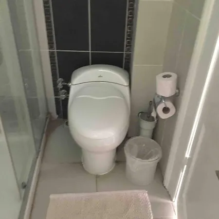 Maris Alsancak Center וילה *