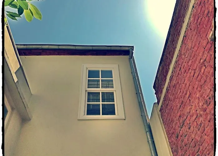 Maris Alsancak Center