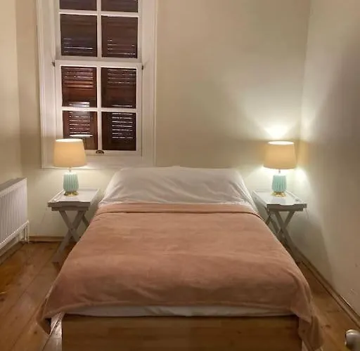 Maris Alsancak Center *