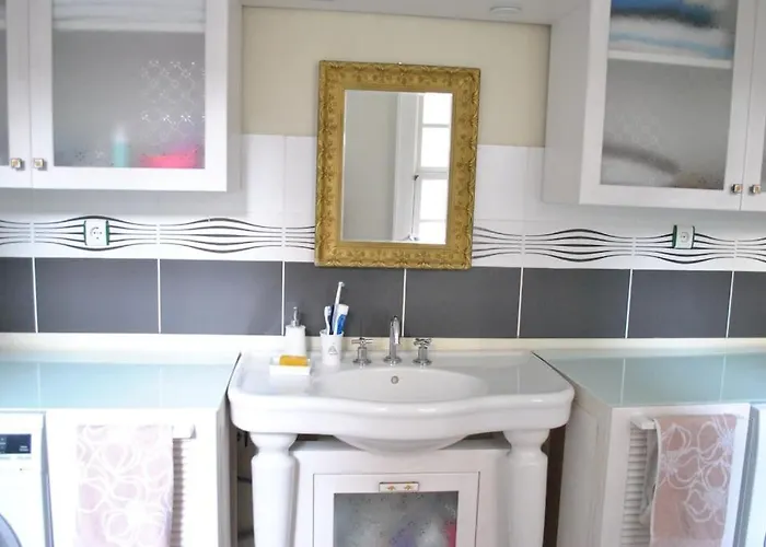 Villa Maris Alsancak Center