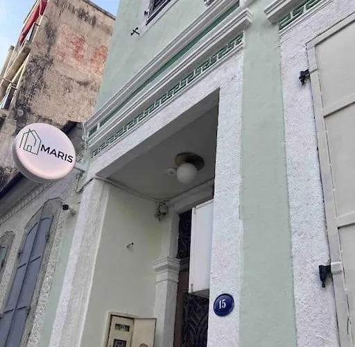 וילה Maris Alsancak Center