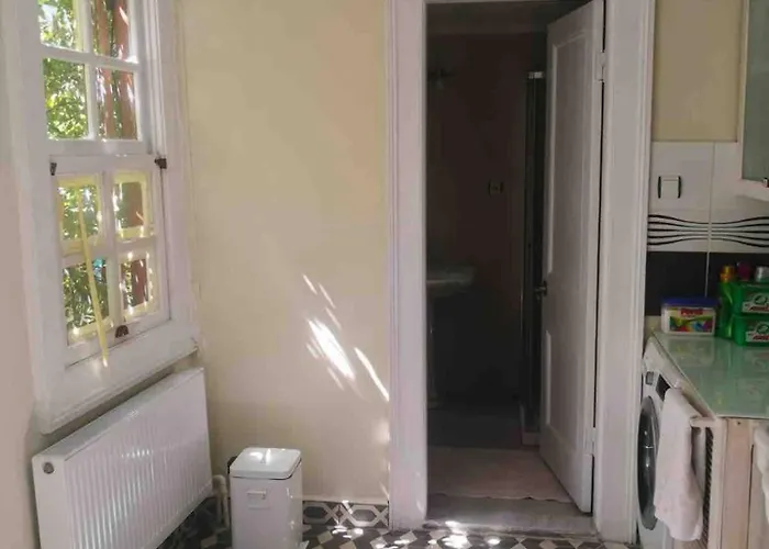 וילה Maris Alsancak Center *