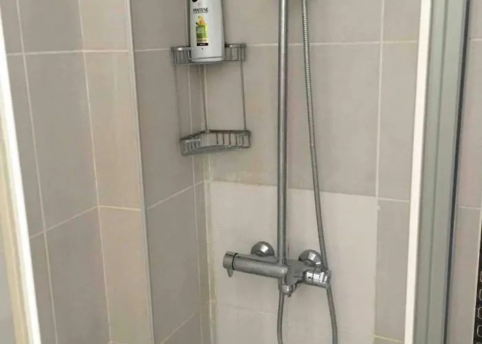 Maris Alsancak Center וילה איזמיר